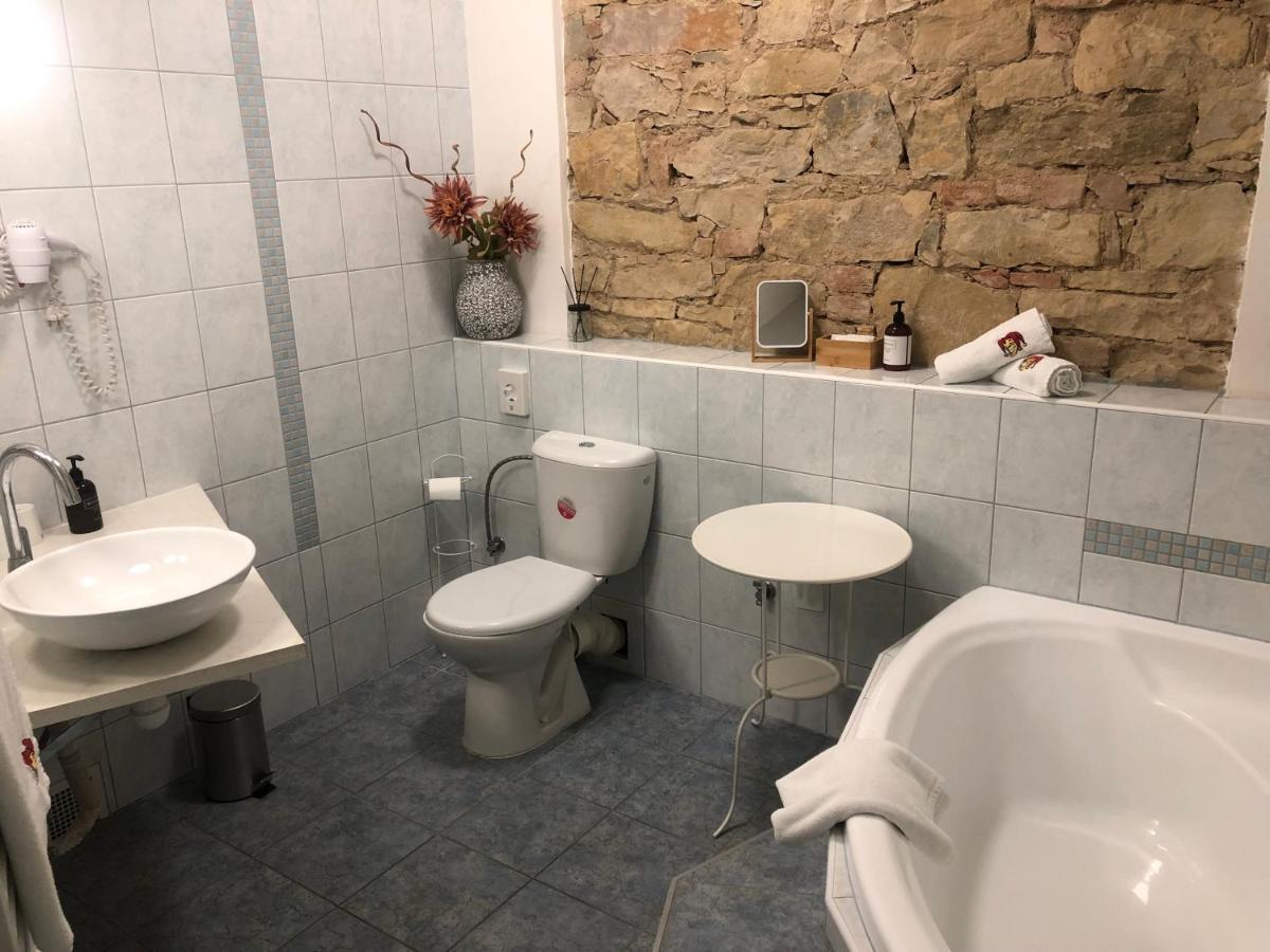 Penzion U Kašpara Lovosice Exteriér fotografie